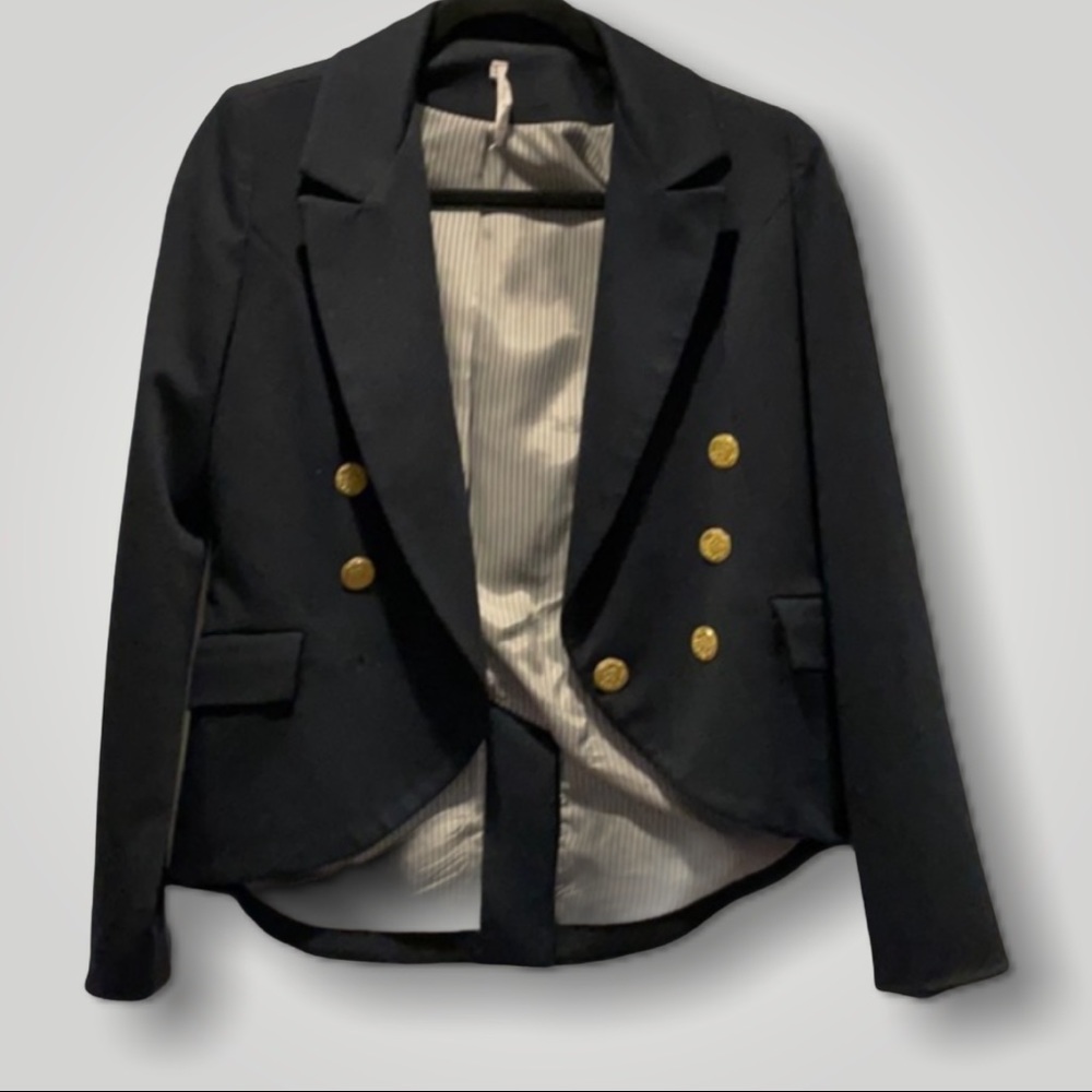 Willow and Clark Navy Conventional Button Blazer